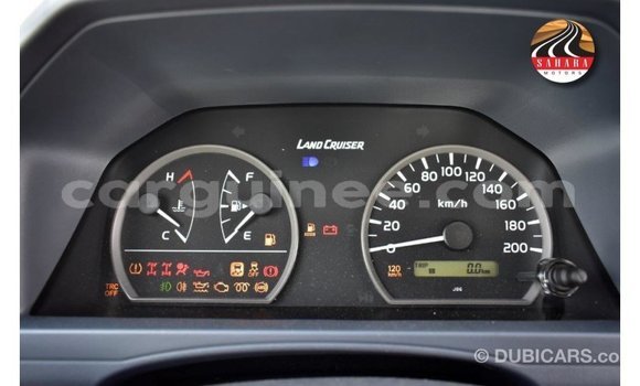 Buy Import Toyota Land Cruiser Other Car in Import - Dubai in Conakry Buy Import Toyota Land Cruiser Other Car in Import - Dubai in Conakry