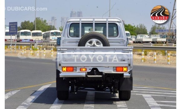 Buy Import Toyota Land Cruiser Other Car in Import - Dubai in Conakry Buy Import Toyota Land Cruiser Other Car in Import - Dubai in Conakry