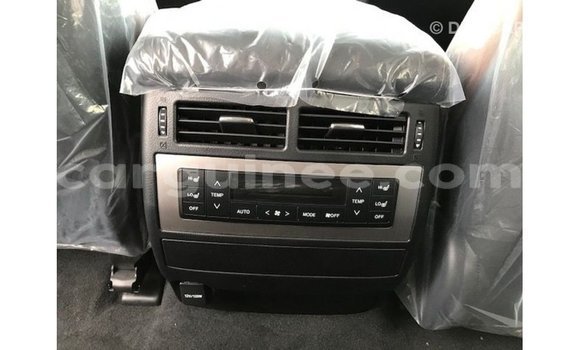 Buy Import Toyota Land Cruiser White Car in Import - Dubai in Conakry Buy Import Toyota Land Cruiser White Car in Import - Dubai in Conakry