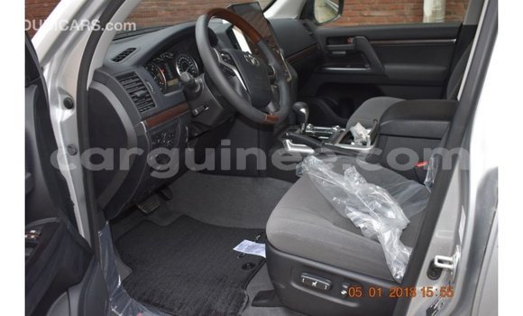 Buy Import Toyota Land Cruiser Other Car in Import - Dubai in Conakry Buy Import Toyota Land Cruiser Other Car in Import - Dubai in Conakry