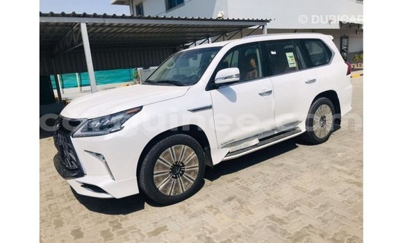Acheter Import Voiture Lexus LX Blanc à Import - Dubai, Conakry Acheter Import Voiture Lexus LX Blanc à Import - Dubai, Conakry