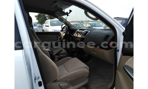 Buy Import Toyota Fortuner White Car in Import - Dubai in Conakry Buy Import Toyota Fortuner White Car in Import - Dubai in Conakry