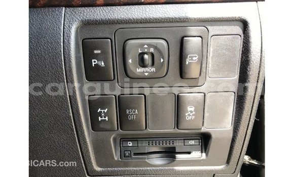 Buy Import Toyota Land Cruiser Black Car in Import - Dubai in Conakry Buy Import Toyota Land Cruiser Black Car in Import - Dubai in Conakry