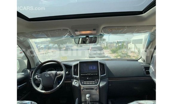 Acheter Import Voiture Toyota Land Cruiser Noir à Import - Dubai, Conakry Acheter Import Voiture Toyota Land Cruiser Noir à Import - Dubai, Conakry