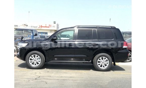 Buy Import Toyota Land Cruiser Black Car in Import - Dubai in Conakry Buy Import Toyota Land Cruiser Black Car in Import - Dubai in Conakry