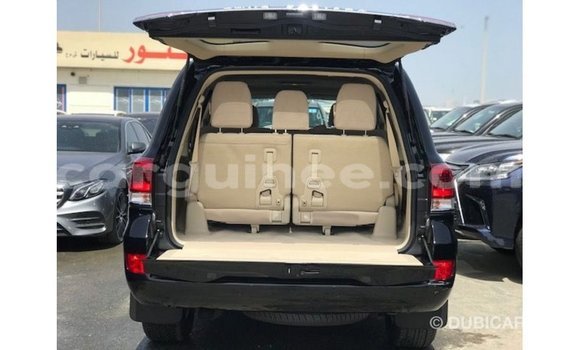 Buy Import Toyota Land Cruiser Black Car in Import - Dubai in Conakry Buy Import Toyota Land Cruiser Black Car in Import - Dubai in Conakry
