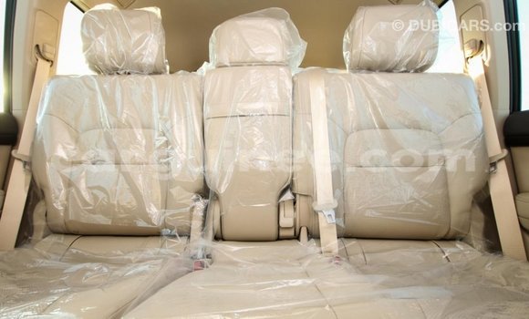 Acheter Import Voiture Toyota Land Cruiser Noir à Import - Dubai, Conakry Acheter Import Voiture Toyota Land Cruiser Noir à Import - Dubai, Conakry