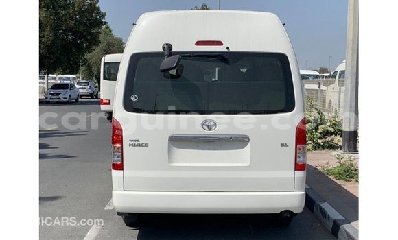 Buy Import Toyota Hiace White Car in Import - Dubai in Conakry Buy Import Toyota Hiace White Car in Import - Dubai in Conakry
