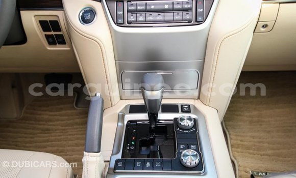 Acheter Import Voiture Toyota Land Cruiser Noir à Import - Dubai, Conakry Acheter Import Voiture Toyota Land Cruiser Noir à Import - Dubai, Conakry