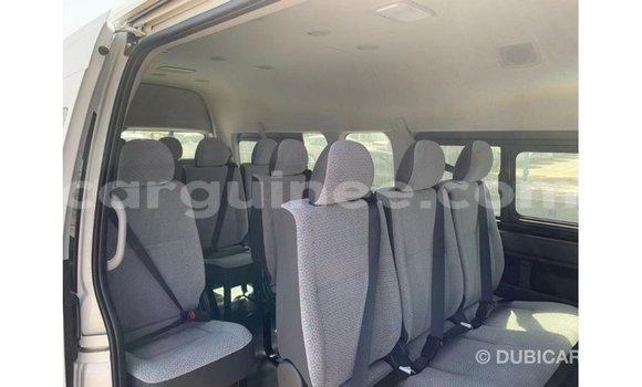 Buy Import Toyota Hiace White Car in Import - Dubai in Conakry Buy Import Toyota Hiace White Car in Import - Dubai in Conakry