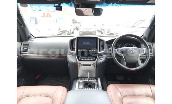 Buy Import Toyota Land Cruiser Black Car in Import - Dubai in Conakry Buy Import Toyota Land Cruiser Black Car in Import - Dubai in Conakry