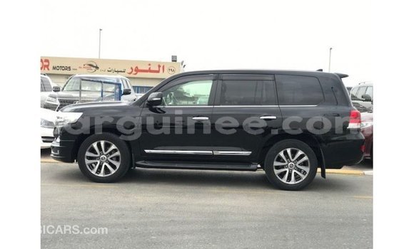 Buy Import Toyota Land Cruiser Black Car in Import - Dubai in Conakry Buy Import Toyota Land Cruiser Black Car in Import - Dubai in Conakry