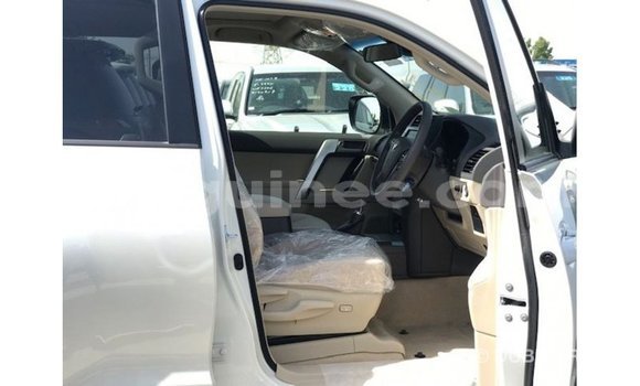 Buy Import Toyota Prado White Car in Import - Dubai in Conakry Buy Import Toyota Prado White Car in Import - Dubai in Conakry