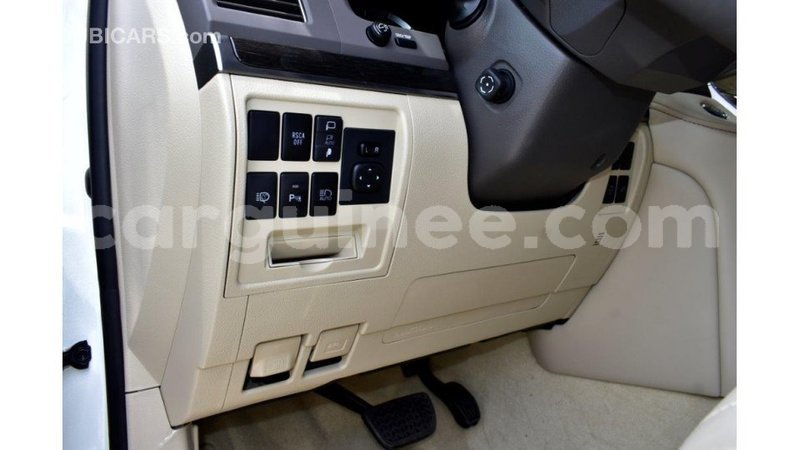 Big with watermark toyota land cruiser conakry import dubai 5614