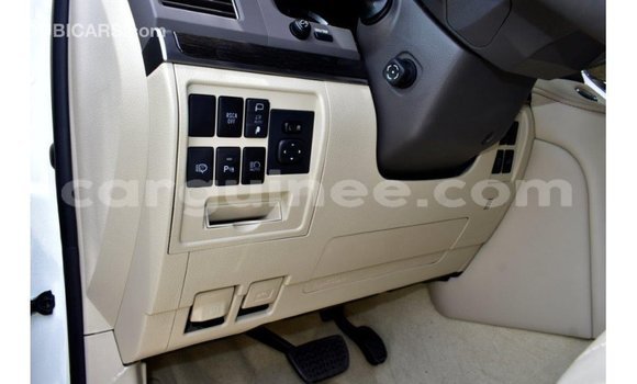 Buy Import Toyota Land Cruiser White Car in Import - Dubai in Conakry Buy Import Toyota Land Cruiser White Car in Import - Dubai in Conakry