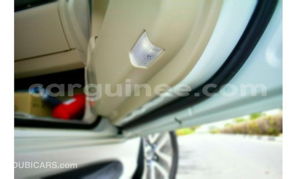 Buy Import Toyota Land Cruiser White Car in Import - Dubai in Conakry Buy Import Toyota Land Cruiser White Car in Import - Dubai in Conakry