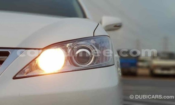 Acheter Import Voiture Lexus ES Blanc à Import - Dubai, Conakry Acheter Import Voiture Lexus ES Blanc à Import - Dubai, Conakry
