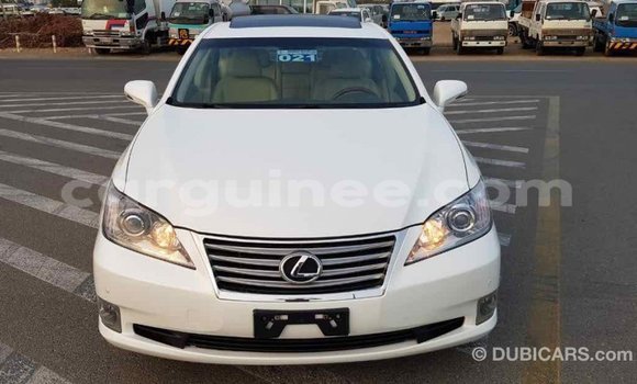 Acheter Import Voiture Lexus ES Blanc à Import - Dubai, Conakry Acheter Import Voiture Lexus ES Blanc à Import - Dubai, Conakry