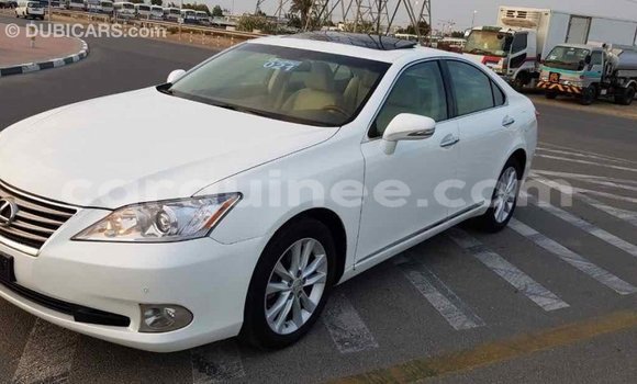 Acheter Import Voiture Lexus ES Blanc à Import - Dubai, Conakry Acheter Import Voiture Lexus ES Blanc à Import - Dubai, Conakry
