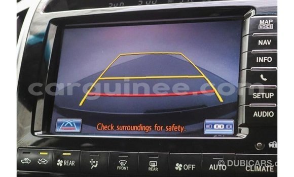 Buy Import Toyota Land Cruiser White Car in Import - Dubai in Conakry Buy Import Toyota Land Cruiser White Car in Import - Dubai in Conakry
