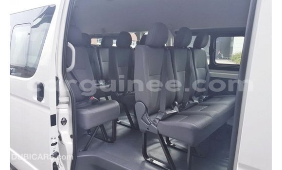 Buy Import Toyota Hiace White Car in Import - Dubai in Conakry Buy Import Toyota Hiace White Car in Import - Dubai in Conakry