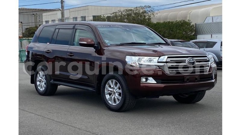 Big with watermark toyota land cruiser conakry import dubai 5626