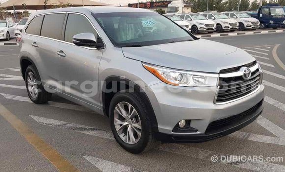 Acheter Import Voiture Toyota Highlander Autre à Import - Dubai, Conakry Acheter Import Voiture Toyota Highlander Autre à Import - Dubai, Conakry