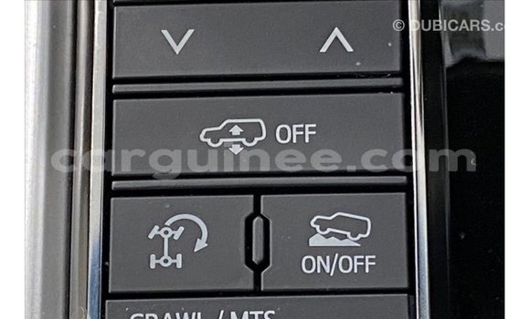 Acheter Import Voiture Toyota Land Cruiser Noir à Import - Dubai, Conakry Acheter Import Voiture Toyota Land Cruiser Noir à Import - Dubai, Conakry