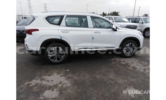 Buy Import Hyundai Santa Fe White Car in Import - Dubai in Conakry Buy Import Hyundai Santa Fe White Car in Import - Dubai in Conakry