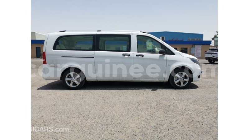 Big with watermark mercedes benz vito conakry import dubai 5640