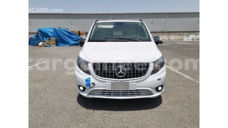 Big with watermark mercedes benz vito conakry import dubai 5640