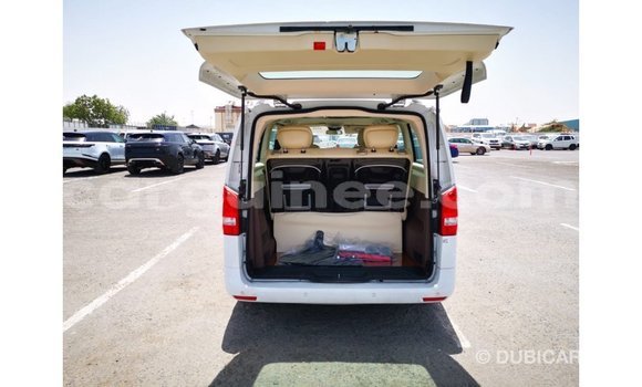 Buy Import Mercedes-Benz Vito White Car in Import - Dubai in Conakry Buy Import Mercedes-Benz Vito White Car in Import - Dubai in Conakry