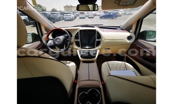 Buy Import Mercedes-Benz Vito White Car in Import - Dubai in Conakry Buy Import Mercedes-Benz Vito White Car in Import - Dubai in Conakry