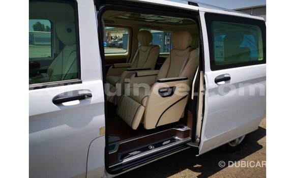 Buy Import Mercedes-Benz Vito White Car in Import - Dubai in Conakry Buy Import Mercedes-Benz Vito White Car in Import - Dubai in Conakry