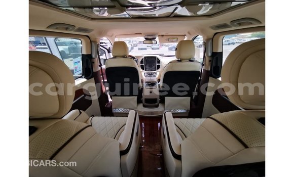 Buy Import Mercedes-Benz Vito White Car in Import - Dubai in Conakry Buy Import Mercedes-Benz Vito White Car in Import - Dubai in Conakry