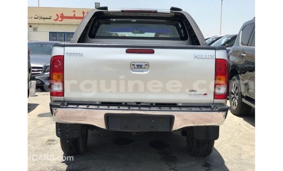 Acheter Import Voiture Toyota Hilux Autre à Import - Dubai, Conakry Acheter Import Voiture Toyota Hilux Autre à Import - Dubai, Conakry