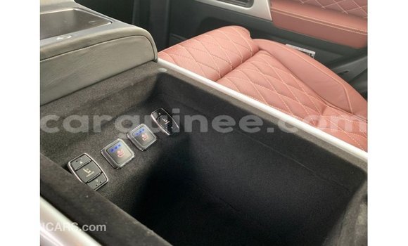 Buy Import Toyota Land Cruiser Black Car in Import - Dubai in Conakry Buy Import Toyota Land Cruiser Black Car in Import - Dubai in Conakry