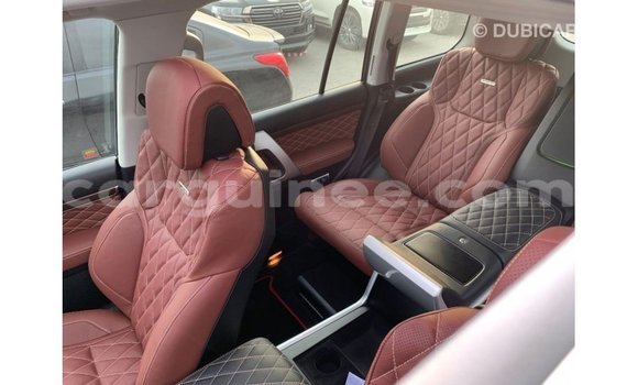 Buy Import Toyota Land Cruiser Black Car in Import - Dubai in Conakry Buy Import Toyota Land Cruiser Black Car in Import - Dubai in Conakry