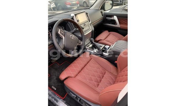 Buy Import Toyota Land Cruiser Black Car in Import - Dubai in Conakry Buy Import Toyota Land Cruiser Black Car in Import - Dubai in Conakry