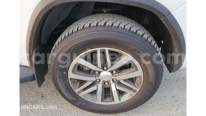 Big with watermark toyota fortuner conakry import dubai 5659