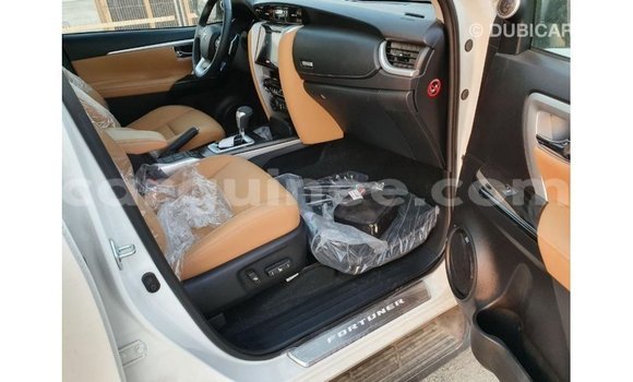 Buy Import Toyota Fortuner White Car in Import - Dubai in Conakry Buy Import Toyota Fortuner White Car in Import - Dubai in Conakry