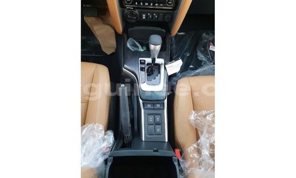 Buy Import Toyota Fortuner White Car in Import - Dubai in Conakry Buy Import Toyota Fortuner White Car in Import - Dubai in Conakry