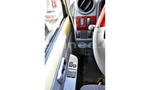 Buy Import Toyota Land Cruiser Beige Car in Import - Dubai in Conakry Buy Import Toyota Land Cruiser Beige Car in Import - Dubai in Conakry