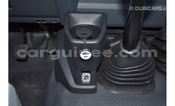 Buy Import Toyota Land Cruiser Beige Car in Import - Dubai in Conakry Buy Import Toyota Land Cruiser Beige Car in Import - Dubai in Conakry