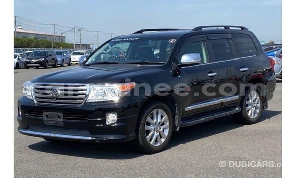 Acheter Import Voiture Toyota Land Cruiser Noir à Import - Dubai, Conakry Acheter Import Voiture Toyota Land Cruiser Noir à Import - Dubai, Conakry