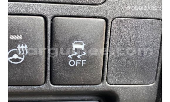 Acheter Import Voiture Toyota Land Cruiser Noir à Import - Dubai, Conakry Acheter Import Voiture Toyota Land Cruiser Noir à Import - Dubai, Conakry