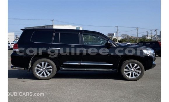 Buy Import Toyota Land Cruiser Black Car in Import - Dubai in Conakry Buy Import Toyota Land Cruiser Black Car in Import - Dubai in Conakry