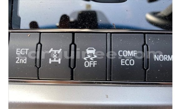 Buy Import Toyota Land Cruiser Black Car in Import - Dubai in Conakry Buy Import Toyota Land Cruiser Black Car in Import - Dubai in Conakry