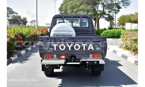 Buy Import Toyota Land Cruiser Other Car in Import - Dubai in Conakry Buy Import Toyota Land Cruiser Other Car in Import - Dubai in Conakry