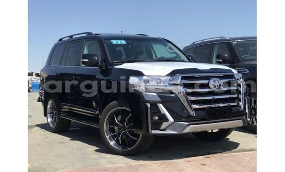 Buy Import Toyota Land Cruiser Black Car in Import - Dubai in Conakry Buy Import Toyota Land Cruiser Black Car in Import - Dubai in Conakry